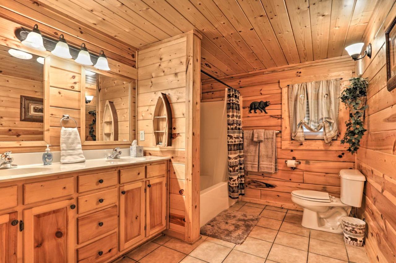 Pigeon Forge Cabin With Games, 1 Mi To Parkway! 外观 照片