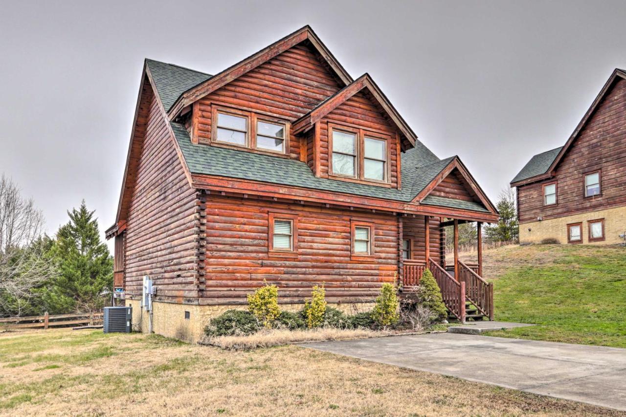 Pigeon Forge Cabin With Games, 1 Mi To Parkway! 外观 照片