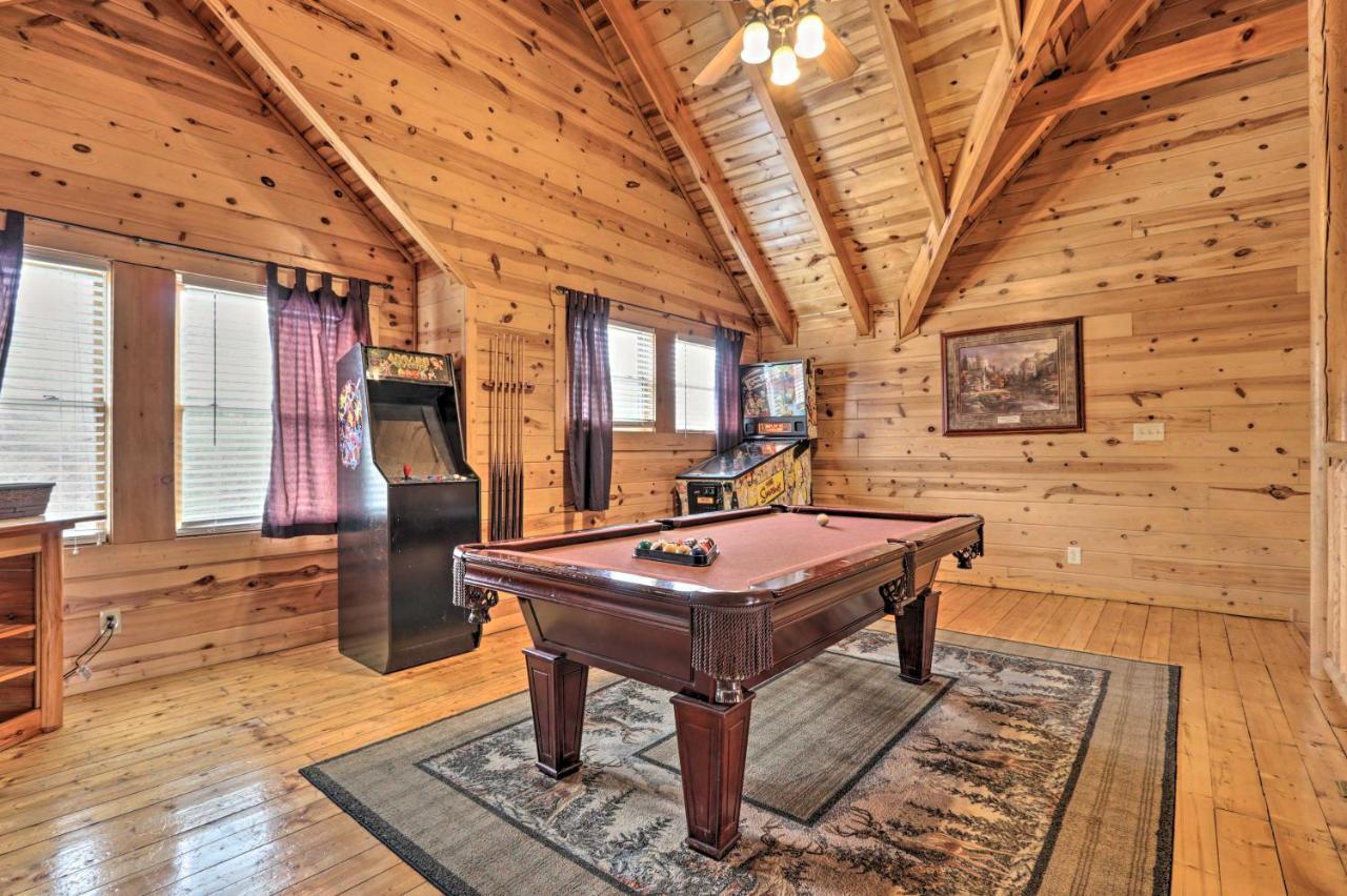 Pigeon Forge Cabin With Games, 1 Mi To Parkway! 外观 照片